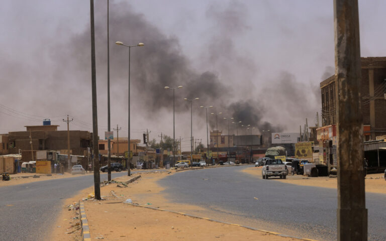 Νεκροί άμαχοι στο Σουδάν – Απόπειρα πραξικοπήματος, συγκρούσεις σε πολλές περιοχές