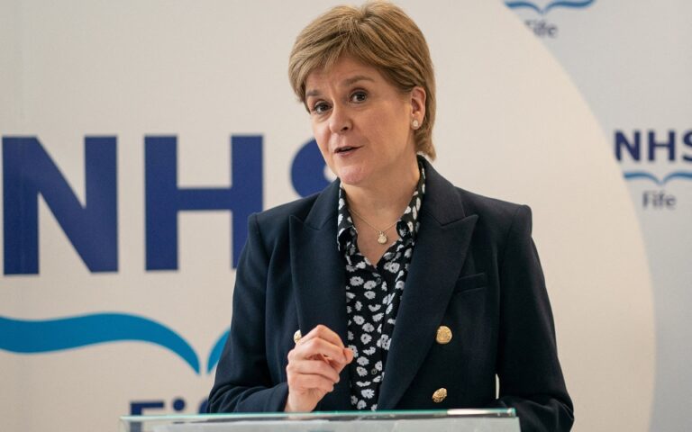 Νicola Sturgeon: Αφέθηκε ελέυθερη η πρώην πρωθυπουργός της Σκωτίας