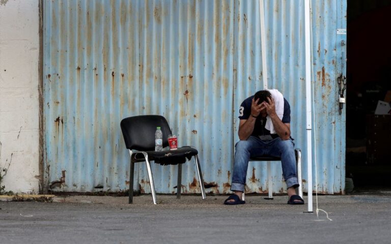 Ναυάγιο της Πύλου: Στη Μαλακάσα μεταφέρονται οι διασωθέντες – 9 συλλήψεις