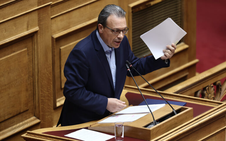 Φάμελλος: Ποιά τα απαιτούμενα χαρακτηριστικά του νέου αρχηγού του ΣΥΡΙΖΑ