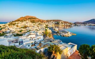 Τουρισμός: Οι Times «ψηφίζουν» Ελλάδα και ως φθινοπωρινό προορισμό