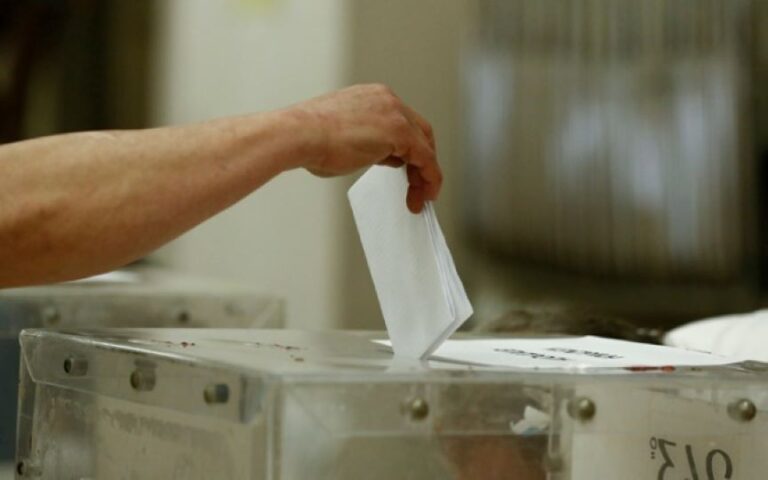Ομαλά προχωρεί η εκλογική διαδικασία σε όλη τη χώρα