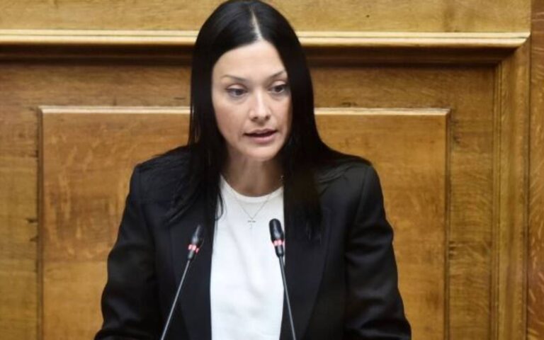 Ν. Γιαννακοπούλου: «Δεν θα καταψηφίσω το νομοσχέδιο για τα μη κρατικά ΑΕΙ»
