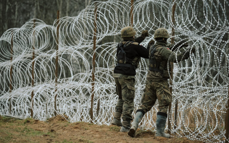 Πολωνία: 2,55 δισ. δολάρια για την ασφάλεια των συνόρων με Ρωσία και Λευκορωσία