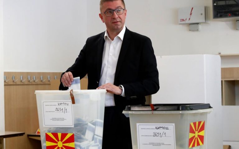 Β. Μακεδονία: Ο Άφριμ Γκάσι αλβανικής καταγωγής, νέος πρόεδρος της Βουλής