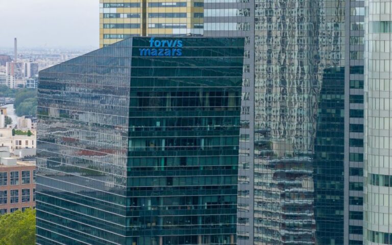 Forvis Mazars: Ισχυρό παγκόσμιο δίκτυο με την σύμπραξη Forvis και Mazars