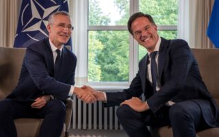 ΝΑΤΟ: Ο Μαρκ Ρούτε επίσημα στην ηγεσία της Συμμαχίας – Το μήνυμα Στόλτενμπεργκ