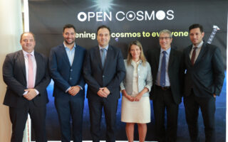 Συμφωνία με την Open Cosmos για 7 ελληνικούς δορυφόρους παρατήρησης Γης