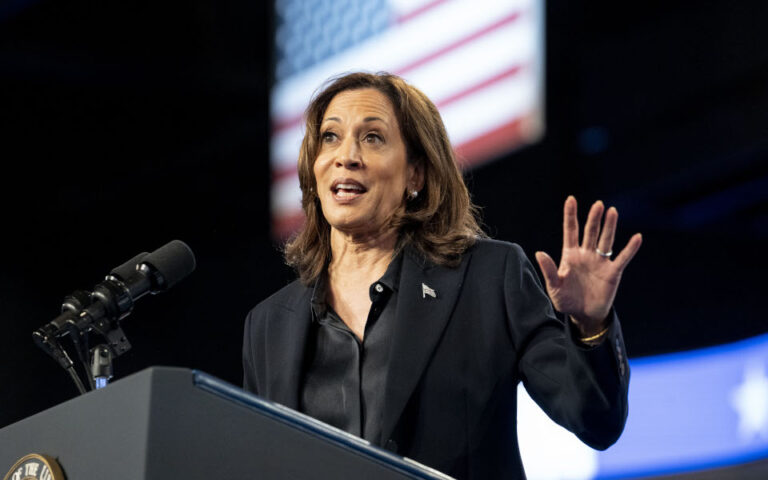 Kamala Harris: Θα συνεχίσουμε να πιέζουμε το Ισραήλ για κατάπαυση του πυρός στη Γάζα