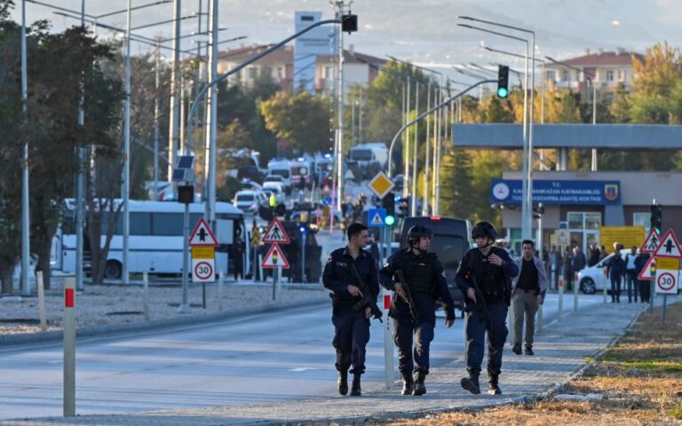 Η Τουρκία έπληξε στόχους του PKK σε Ιράκ και Συρία – Αντίποινα για την επίθεση στην Αγκυρα